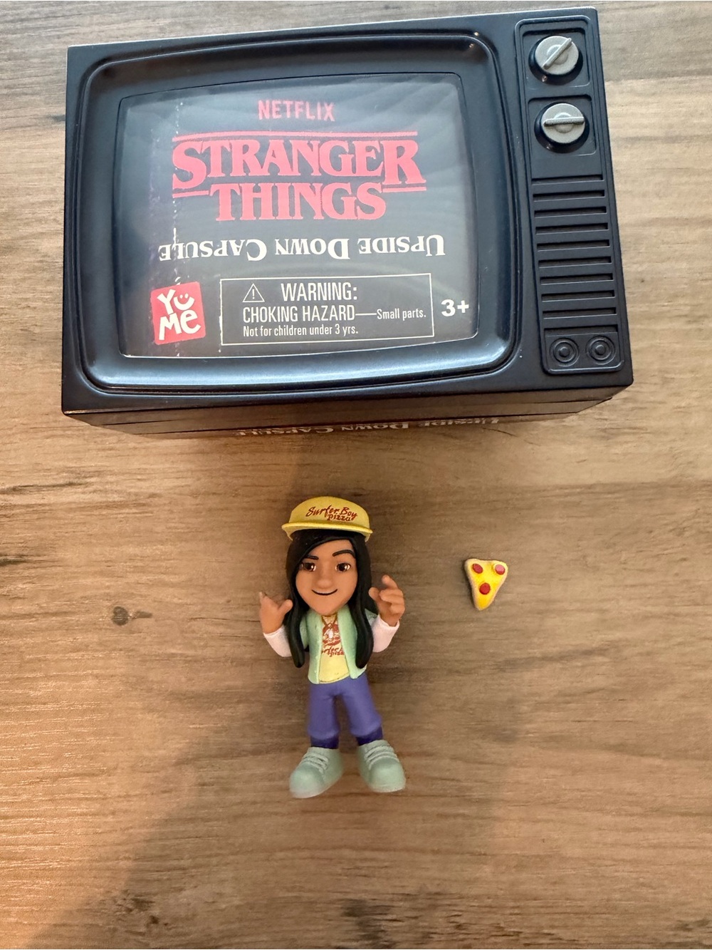 Netflix Stranger Things Upside Down Capsule Toy Argyle pizza guy figure